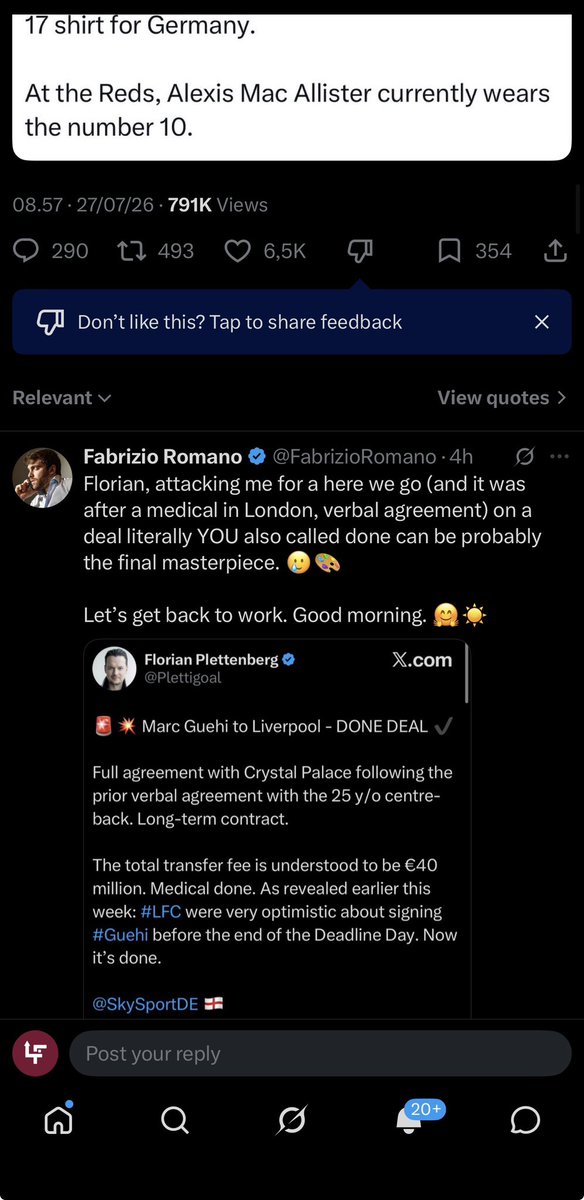 utdfocusid's tweet photo. LANJUT DI SINI GUYS 🍿

Jadi setelah Fabrizio Romano membawa percakapan pribadi mereka ke dalam perdebatan, Florian Plettenberg mengungkapkan kekecewaannya terhadap mantan idolanya itu.

10. Plettenberg membalas dengan mengatakan bahwa dirinya kecewa karena isi percakapan pribadi mereka disebar, tapi bagaimana pun, Plettenberg akan tetap menjaga percakapan pribadi mereka sebagai sesuatu yang privat. Ia juga menyebut bahwa Fabrizio, yang dulu menjadi role model bagi banyak orang, termasuk dirinya, kini sudah tidak lagi ia kagumi.

Plettenberg juga mengklarifikasi tuduhan Fabrizio terkait pemberitaannya soal nomor 10 untuk Wirtz di Liverpool. Ia menegaskan bahwa “would like to” tidak sama dengan “want” atau “demand”.

11. Plettenberg kemudian menyerang Fabrizio dengan mengungkit kesalahan Fabrizio saat menggunakan istilah “Here We Go” dalam klaim transfer Marc Guehi ke Liverpool waktu itu, transfer yang pada akhirnya tidak pernah terjadi karena Guehi kemudian bergabung dengan Manchester City.

12. Fabrizio kemudian membalas dan menyerang balik dengan mengingatkan bahwa Plettenberg juga pernah membuat klaim yang sama terkait transfer Marc Guéhi ke Liverpool, dengan menyebutnya sebagai “DONE DEAL”.

Intinya, Fabrizio merasa klaim “Here We Go”-nya soal Guéhi ke Liverpool terus dibawa-bawa sebagai kesalahan, padahal Plettenberg sendiri sebelumnya juga pernah mengklaim transfer yang sama sebagai “Done Deal” dan transfer tersebut pada akhirnya juga tidak terjadi.

Jadi, perang komentar ini pada dasarnya berubah menjadi adu ungkit klaim transfer lama antara dua jurnalis yang sama-sama merasa punya kartu untuk menyerang balik.

We'll see ujungnya dimana guys, mari kita nikmati dulu dramanya.. 🍿😅