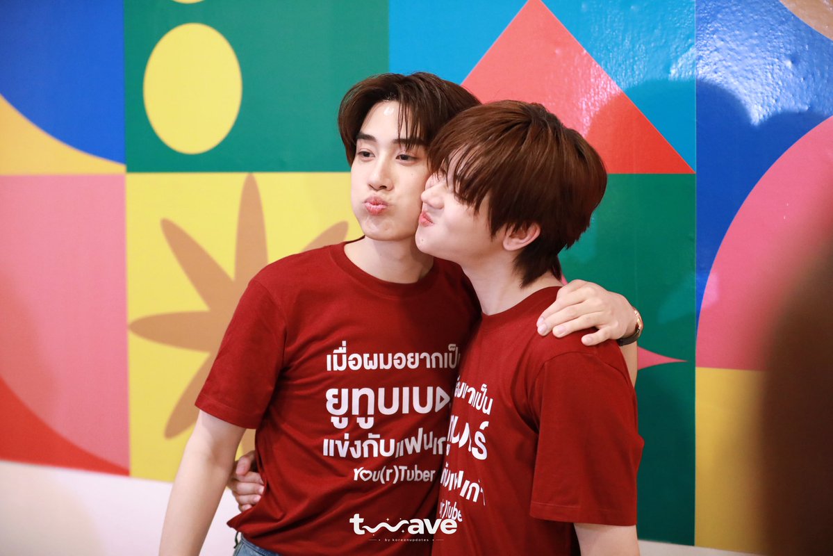 twavebyku's tweet photo. "เติ้ล - เฟิร์สวัน" ในงานพิธีบวงสรวงซีรีส์เรื่อง "เมื่อผมอยากเป็นยูทูปเบอร์แข่งกับแฟนเก่า (You(R)Tuber)" 

YourTuber Workship
#บวงสรวงYourTuber
#TleFirstone #เติ้ลเฟิร์สวัน 
#TLE_mtm #TleFirstone
#YourtuberSeries https://t.co/0PeulqJcI9