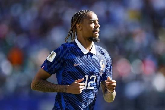 TouchlineX's tweet photo. 🚨 𝗝𝗨𝗦𝗧 𝗜𝗡: Bradley Barcola has agreed personal terms with Liverpool.

His representatives have reached a full agreement, but the ball is still in the player's court.

— @indykaila https://t.co/FRTazNTW07