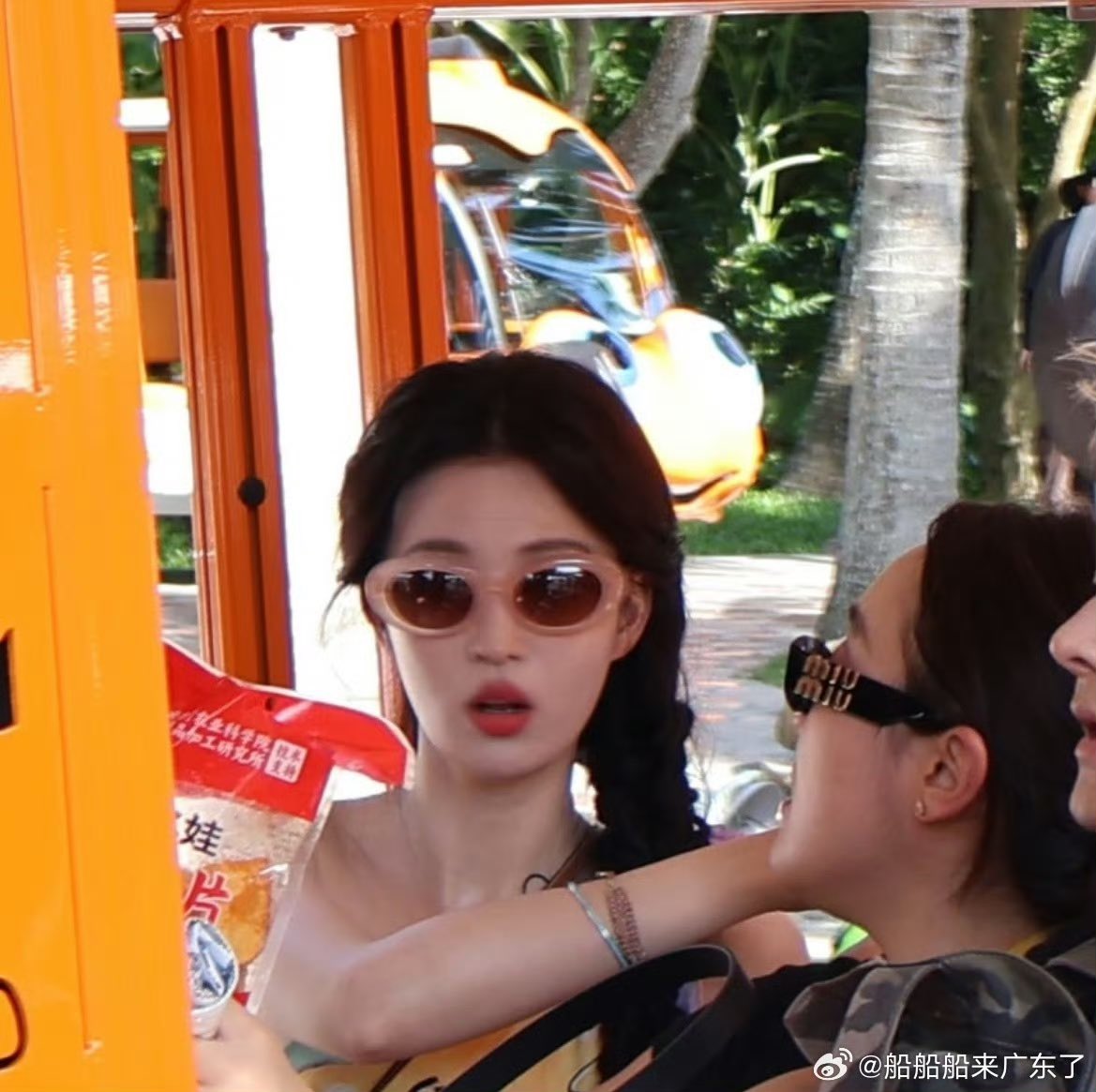 misa210199's tweet photo. 🚢: อ่าาาา... อยากกินมันฝรั่งทอดกรอบจัง
#หวังฉู่หรัน #WangChuran #NaturalHigh4 https://t.co/ahobummHBX