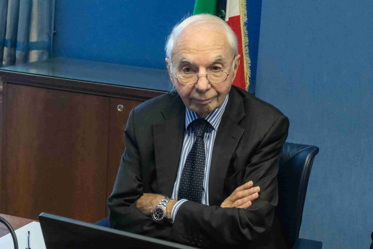 La Prima Repubblica tweet media