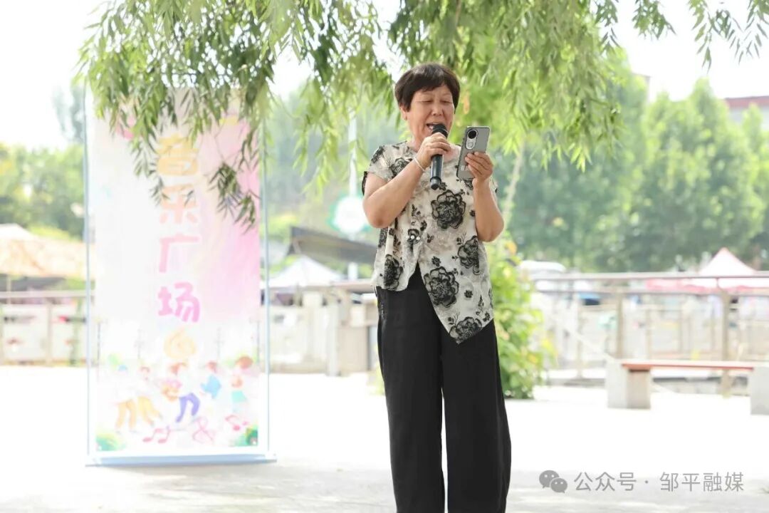 Zouping_China's tweet photo. On July 2, during the bustling Linchi Grand Bazaar, crowds thronged the area in a lively atmosphere. The New Era Civilization Practice Center of Linchi Town set up a special “Music Square” activity zone, bringing musical and cultural services. https://t.co/g516wPWZbO