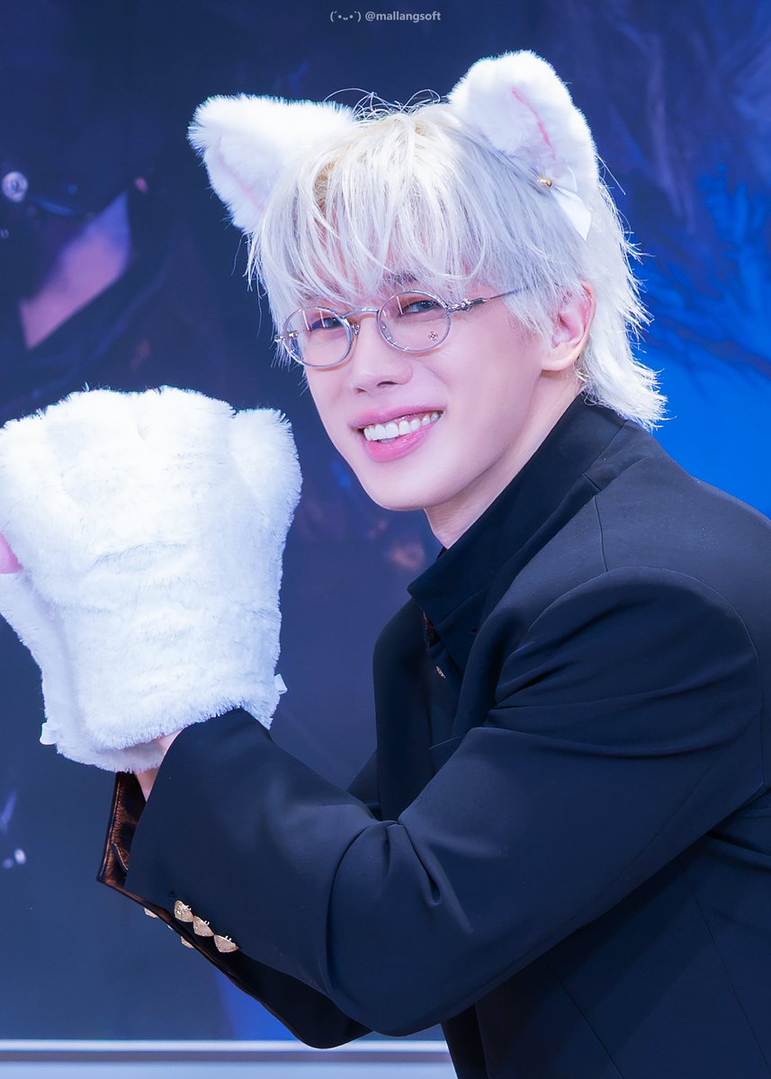🐰(´•᎑•`)💙 tweet media