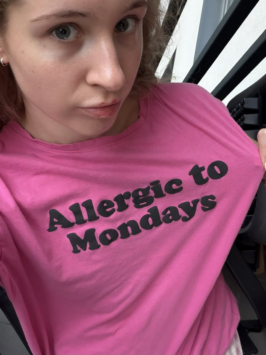 Wixhax's tweet photo. Monday, can you hear me?😠 https://t.co/XwpStLEVuw