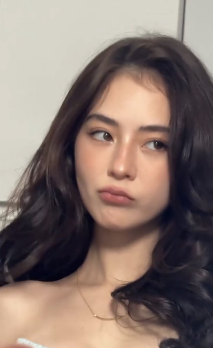 heytherealina_'s tweet photo. okay????? mind u this is from a raw screen shot, no other apps used, pero MAY BITAW TALAGA YUNG VISUALS TANGINA https://t.co/eu29P3fFJ5