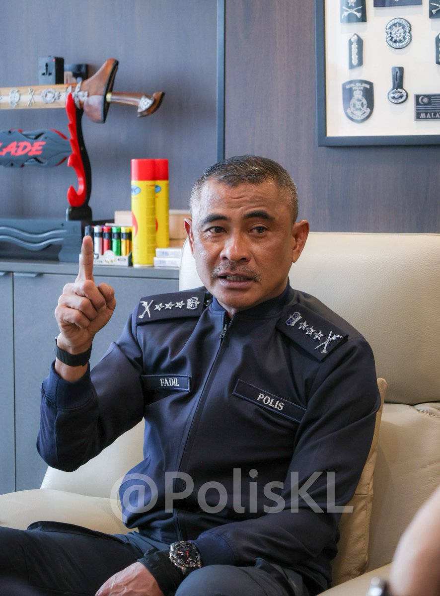 PolisKL's tweet photo. https://t.co/1oi39zuUtb https://t.co/LEoi2EYjRE