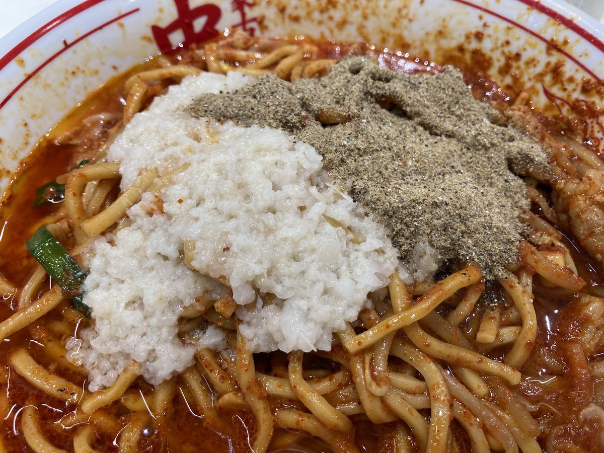 l5marial5's tweet photo. 北極やさいシャキ 10倍 低糖質麺少なめ 野大
ご無沙汰の阿部さん調理、ギュムギュムに詰まった野菜が幸せ過ぎるし辛さも旨味もたっぷりで仕事終わりにハピネス中本をゲット🥺🪽🫧🤍
#蒙古タンメン中本 https://t.co/EeR9qSgHwj
