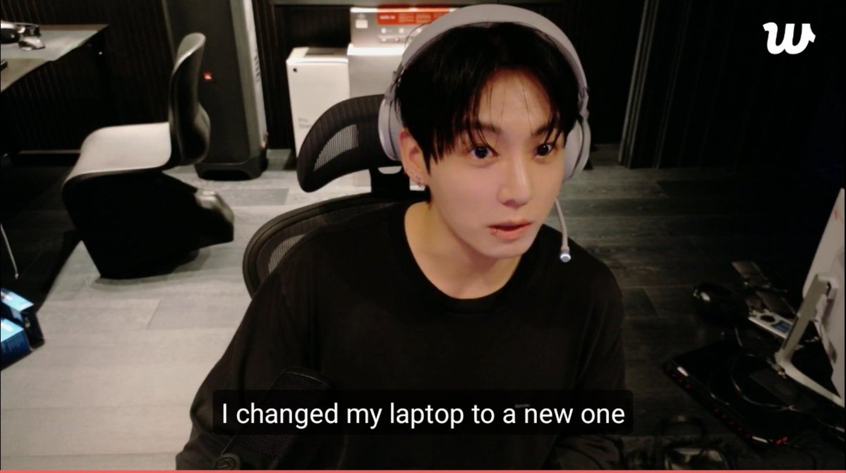 myoonminfilter's tweet photo. we're gonna be here for 7 hours https://t.co/88cwxpLxAS