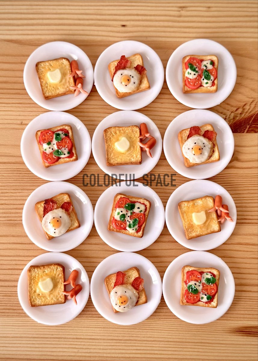 _colorfulspace_'s tweet photo. トースト🍞
いっぱい並べてみました✨

似たように作ってますが
それぞれ個性が出たな〜と思います🤭
どれも可愛く仕上げました💕

お皿に柄を付けようかなー
どうしようかなー🤔 https://t.co/Ppgk5Dyld8