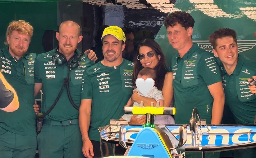 Nachez98's tweet photo. 💚 Es como su familia, se tiene que quedar. Se merecen celebrar cosas juntos https://t.co/6n7dcM1tie