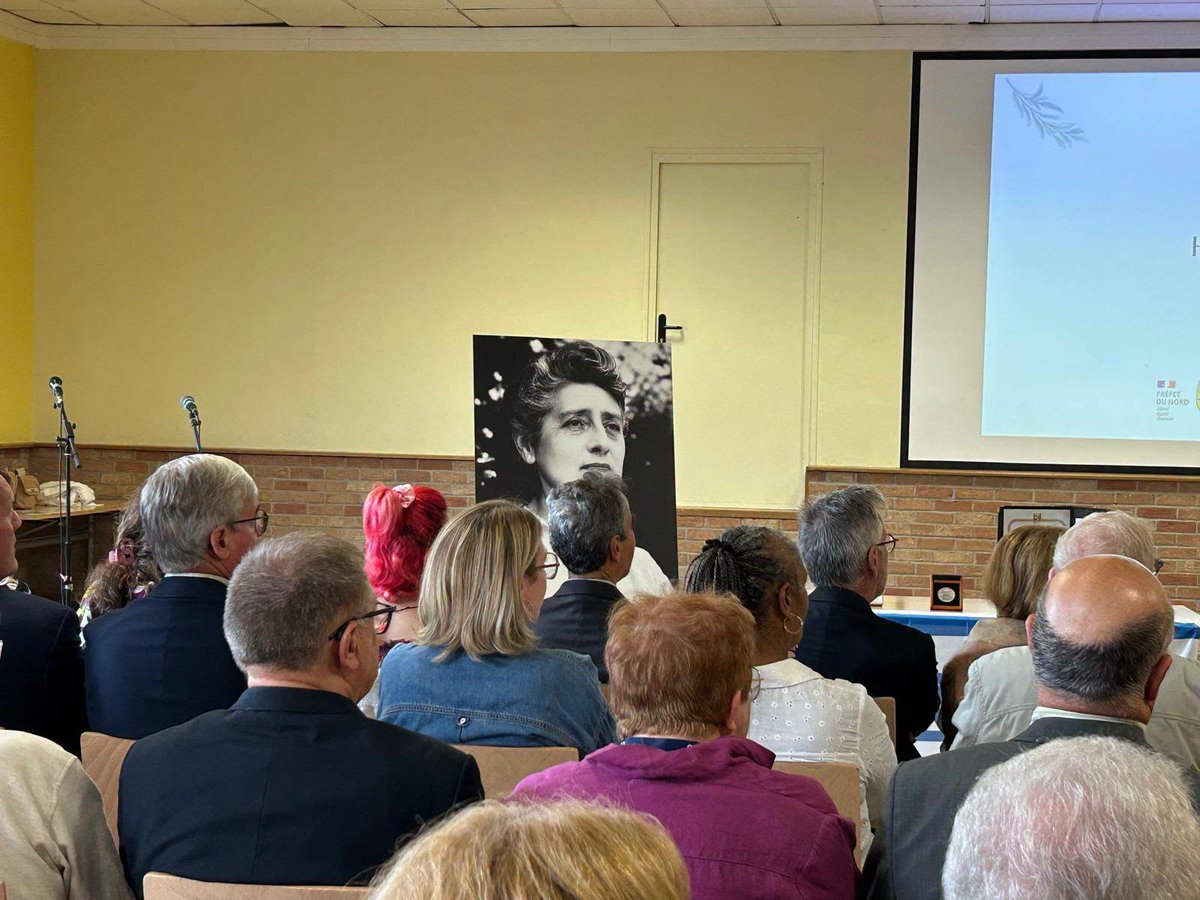 Image de Préfecture de la région Hauts-de-France et du Nord : #Hommage 

🎖️ Bertrand Gaume, préfet du Nord, a participé ce dimanche à Saint-Jans-Cappel à la céré