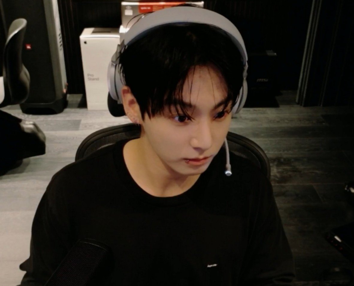 ･ﾟ𝐒𝐞𝐩𝐭𝐞𝐦𝐛𝐞𝐫 ﾟ･ tweet media