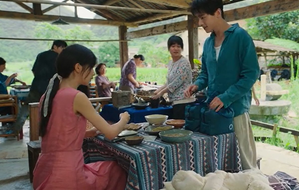 triplem11543909's tweet photo. #XiaoFang Ep 16 (Part 2)

There was a moment toward the end when the entire community came together to help Xiao Fang, and her uncle told both Xiao Wei and Shu Qing Cang that she had already moved on. And it hit me then that this drama's trajectory for the leads isn't really about whether they'll end up together. Yes, in my heart of hearts, it would be so sweet if she and Xiao Wei reconciled, because with him, she can be herself and let her guard down. These childhood sweethearts clearly know each other inside out, and I'm a big believer in second chances. But Xiao Fang has been through so much in the past few months that the truth is, she has outgrown him. (Shu Qing Cang isn't even a contender for her heart.)

There's no demonising of Xiao Wei here. In fact, I've always rooted for him, even when he was being a complete mess. The Xiao Fang who returned as an unwed mother, who got caught in the crossfire of a chaotic feud over her bride price, who endured gossip about her choice to be a single mum and give her child her surname, is the very same Xiao Fang who showed such grace and forgiveness to those who failed and hurt her. Now here she is, uniting the village and potentially breathing new life into the community with her business idea. She has grown into someone who no longer needs saving, because she has learned to save herself.
