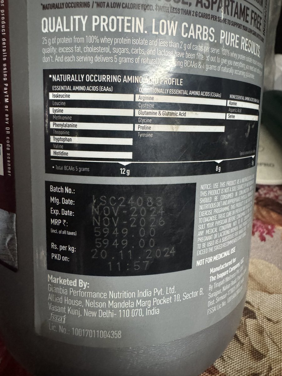 AmitDubey28's tweet photo. Absolute daylight robbery by @instamart_it @Swiggy 

Sending me a near expiry protein powder. The product is manufactured in Nov 2024 and expiring in Nov 2026. 

It's a Rs 6200 product and you are fleecing your customers. https://t.co/3kfwpTuzCS