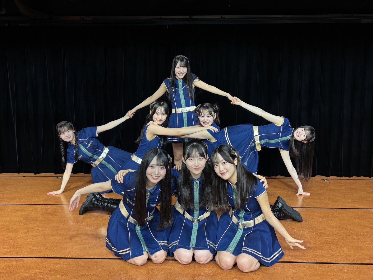 Saki_Oga0516's tweet photo. #手をつなぎながら公演 
ありがとうございました- ̗̀🤝🏻  ̖́-

今日で手つな3公演連続出演！！！
毎回新しい学びや気づきがあって、劇場っていいなーと改めて感じました！

一緒に盛り上がってくださった皆さん、ありがとうございます🫶🏻 https://t.co/eVAWQw77Wf