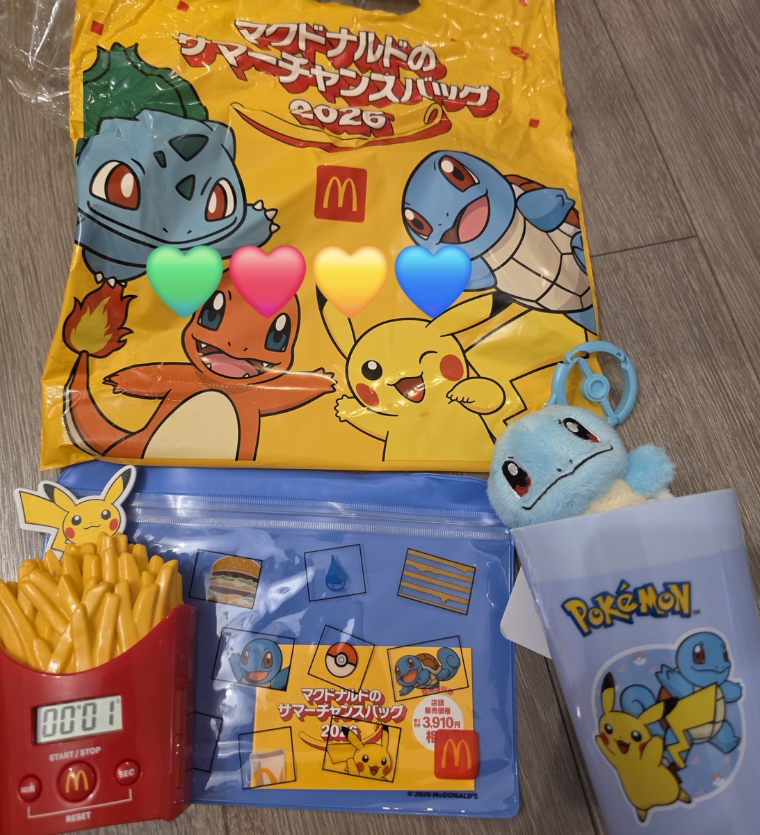 cosmic_power_'s tweet photo. マック×ポケモン
当選した♡
ダイエット中なのに応募するのいかがと思われますが…
初代御三家は見逃せなかった😭
ゼニガメのぬいキーホルダーかけていったら願いかなって
ゼニガメセット💙🩵
赤緑世代の私が最初に選んだのは
ゼニガメ💙
クーポンは１月末なので一気に食べずに時々のご褒美にします🔥 https://t.co/1oMS14Ee0p