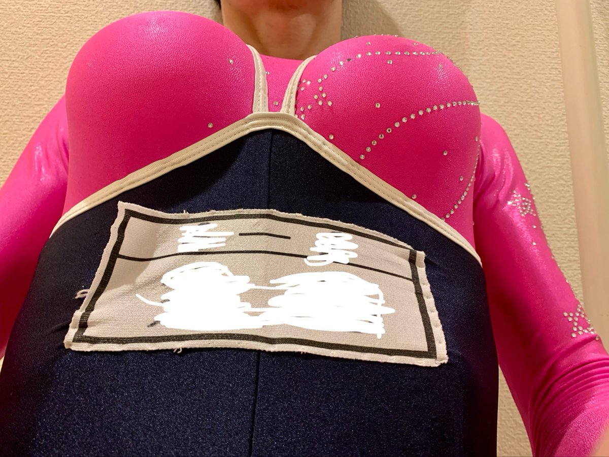 AkariComfy's tweet photo. 体操服の上だけ脱いだらレオタード、スク水、ブルマの組み合わせ🌟 https://t.co/ZUPUrTe9Dd