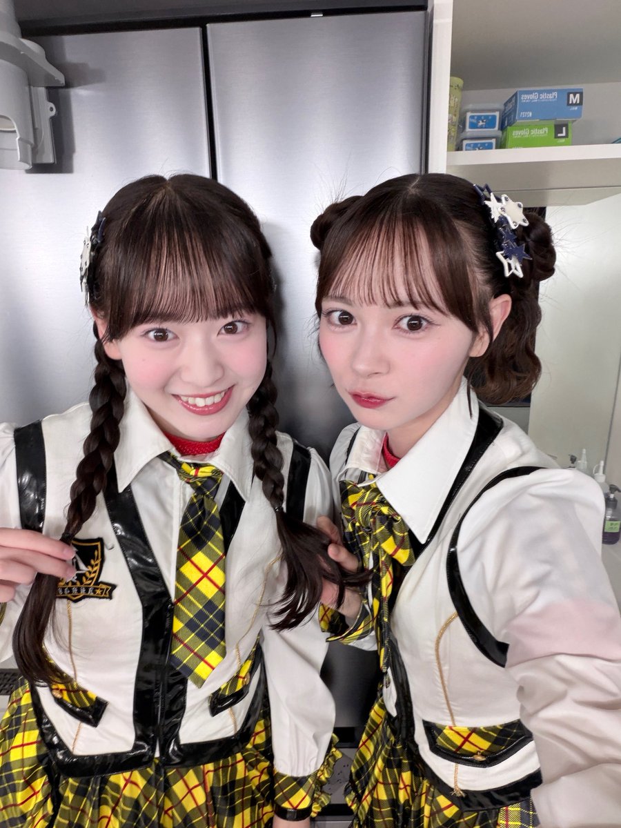 momoka_ito1206's tweet photo. 「手をつなぎながら」公演
ありがとうございました🫱🏻‍🫲🏼

3連続でこの公演に出演させていただいたので毎回感覚が変わってとーっても楽しかったです❕
学生の皆さん夏休みの宿題は計画的に😺😺

↓レアなこさきち https://t.co/TgxnmRpr5o