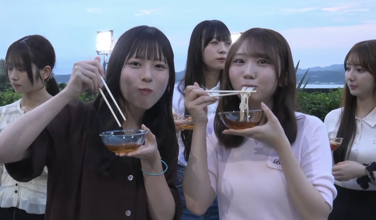 shinngodzilla's tweet photo. 流しそーめんモグモグ陽子ちゃん可愛い
#日向坂46大納涼会 #正源司陽子 https://t.co/HCpjVfZz9U