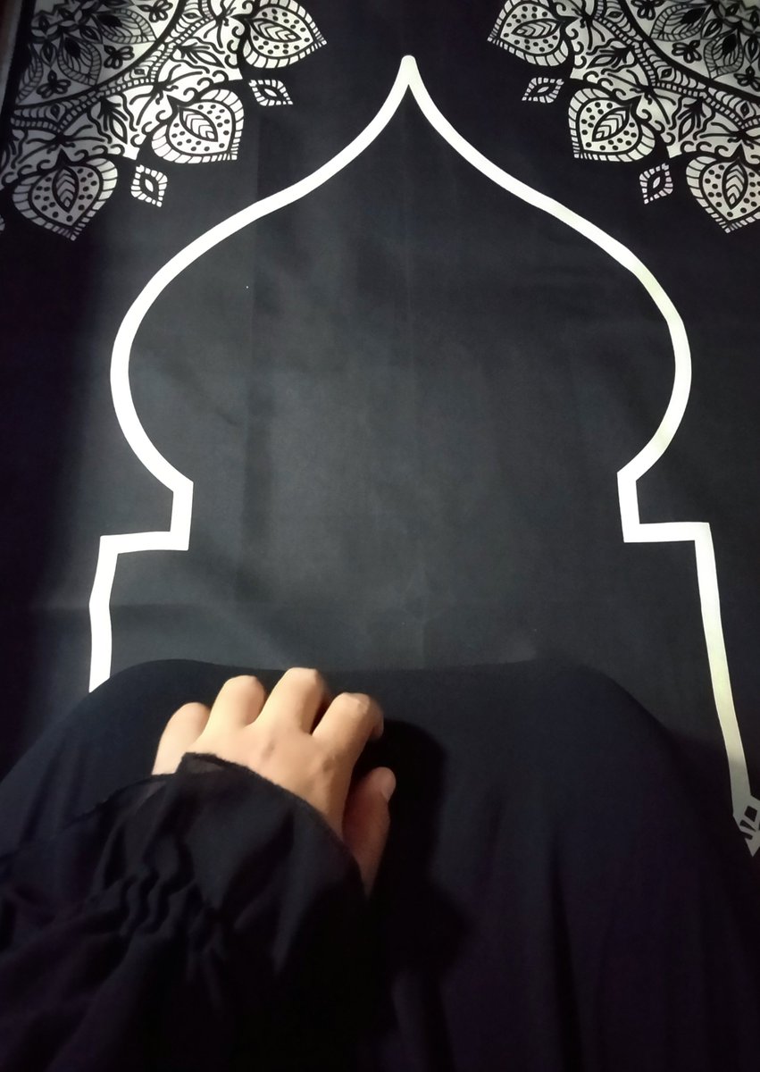 ririnafiya's tweet photo. اللهم علّق قلبي بالصلاة والقرآن وأرزقني الثبات حتى ألقاك

"Ya Allah, tautkanlah hatiku dengan shalat dan Al-Qur'an, dan berikanlah kepadaku keteguhan (iman) hingga aku menemui-Mu." https://t.co/AES77Ylx9L