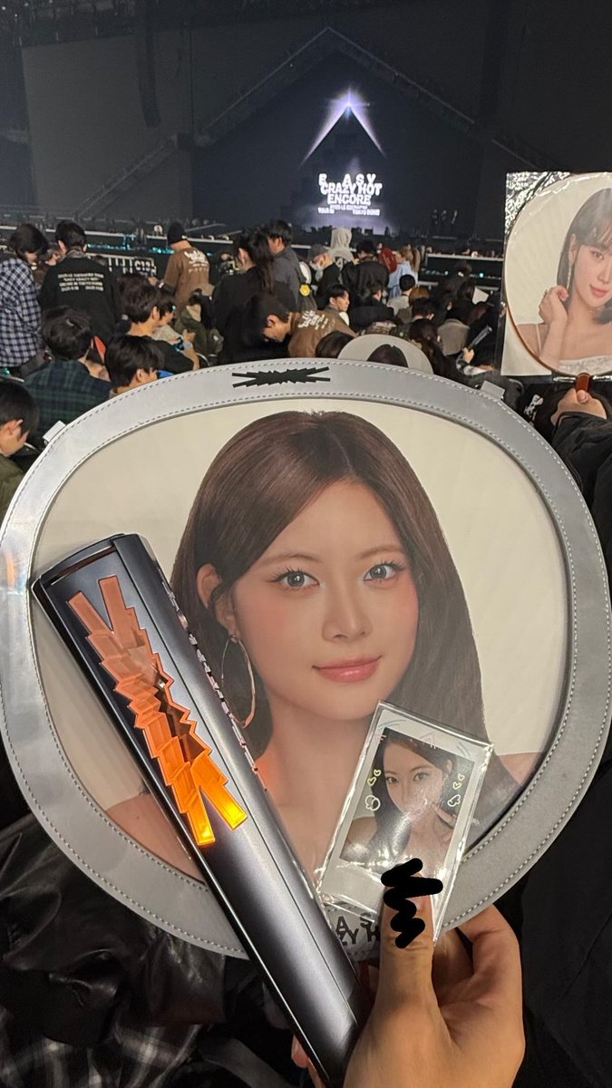 lessesure's tweet photo. new tag🏷️

07 | Osaka | 🚹
LESSERAFIM / EUNCHAE 

今回の公演でルセラ語たすぎるのでピオナの友達ください！雑食なので他グル好きな方も繋がりましょ！！

♡or ↺でお迎えいきます
#LESSERAFIM好きな人と繋がりたい
#FEARNOTと繋がりたい
#ピオナと繋がりたい
#kpop好きな人と繋がりたい
#ルセラ https://t.co/rlkrz5HFsQ