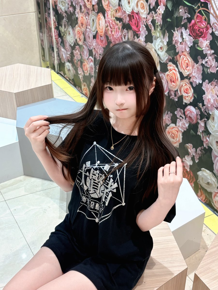 0919_oxo's tweet photo. オタクTシャツを着て買い物に行く o(｀ω´ )o https://t.co/uyb70GF1lr