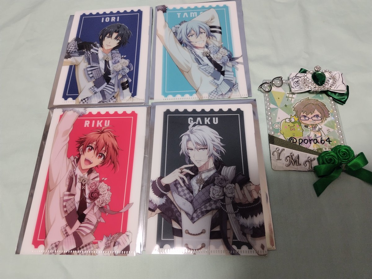 pora64's tweet photo. 【交換】アイドリッシュセブン アイナナ VISIBLIVE TOUR  4WARD JOURNEY 4J  ナナイロストア 購入特典 ミニクリアファイル

【譲】一織、環、陸、楽
【求】百、悠＞大和

郵送または8/22、23幕張
お探しの方がいましたらよろしくお願いいたします。 https://t.co/RnMm3Jx4Pv