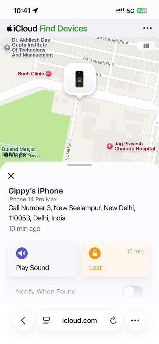 manishchoudhrey's tweet photo. To @DelhiPolice
@DcpNorthDelhi
@CPDelhi

Last night, my friend’s iPhone 14 Pro Max was stolen near ISBT Kashmiri Gate while walking from the Metro parking towards the bus platforms (around 9:30 PM).

Plz read thread ( attaching all the details) https://t.co/KtkYmOmn34