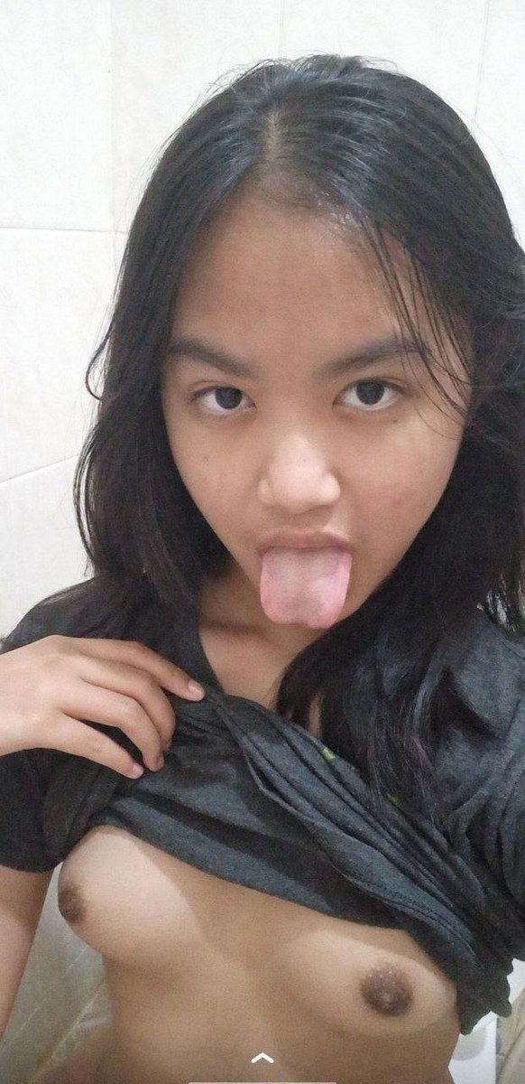 feitan1009's tweet photo. lonte perek suka banget dipamerin #lonte #sange https://t.co/azSVEMrXbU