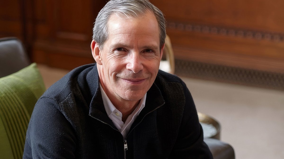 Forbes's tweet photo. The World’s Largest Fast-Food Franchisee Is Still Hungry For More https://t.co/vTwlaF5oMc (Photo: Greg Flynn) https://t.co/LloBpIUJzn