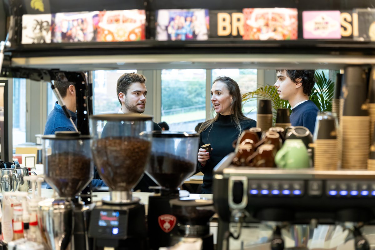 PhilipMorris_CH's tweet photo. Un rappel de ce à quoi ressemble la constance 

Depuis 10 années consécutives, @InsidePMI  est reconnue comme #TopEmployer en #Suisse et dans le monde.

Découvrez-en plus sur la certification Top Employer ici : https://t.co/HNhGrKSDP8 https://t.co/52F2a5goKu