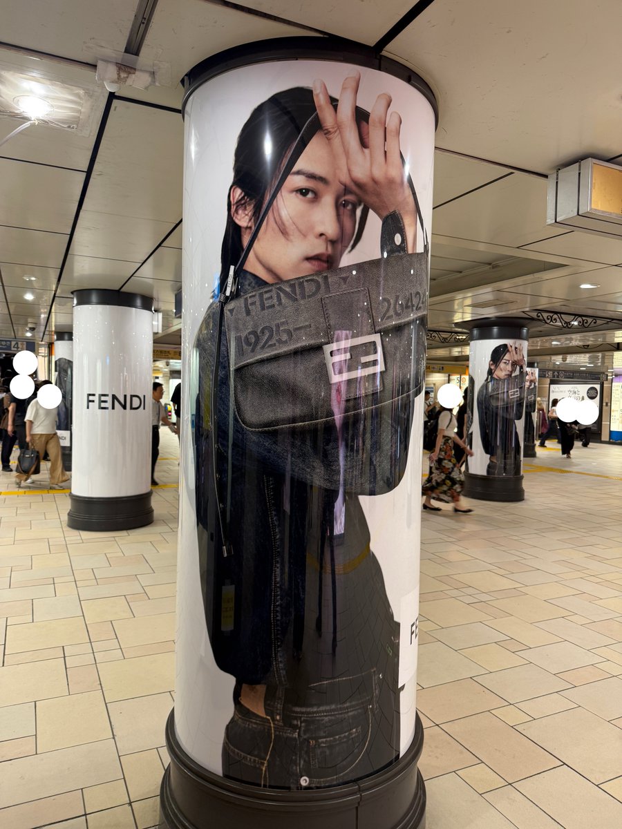 aoiyuk7051's tweet photo. 表参道、目黒蓮祭りじゃん🤣
すご！！
#目黒蓮 https://t.co/bWzIYNF9tM