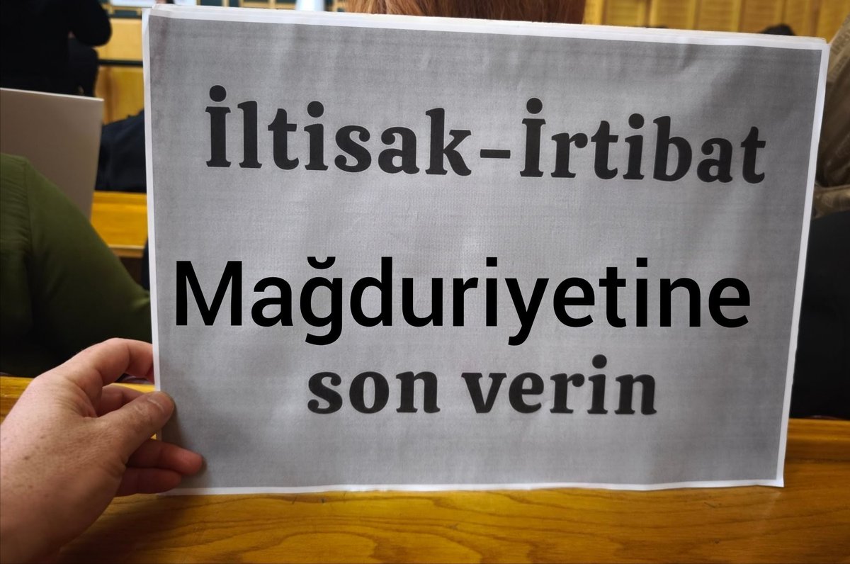 Talhayusuf67's tweet photo. @ulasskarasu @eczozgurozel @yenipartiyiz Biz ; hukuk, vicdan ve adalet istiyoruz.⚖️

Kaybedilen yıllar geri gelmez ama gecikmiş de olsa adalet, toplumsal vicdanı rahatlatır.

Göreve iade ve itibarın teslimi artık bir lütuf değil; hukuk devleti olmanın gereğidir. 🇹🇷⚖️ https://t.co/qXvKX3vhMN