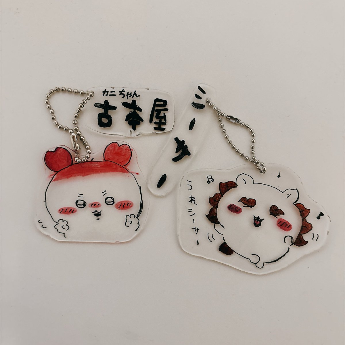 twinkle_snow_'s tweet photo. 娘ちゃんが作ってくれた☺️
シーサーとカニちゃん嬉しい〜！！ https://t.co/eo8qSK0bdm
