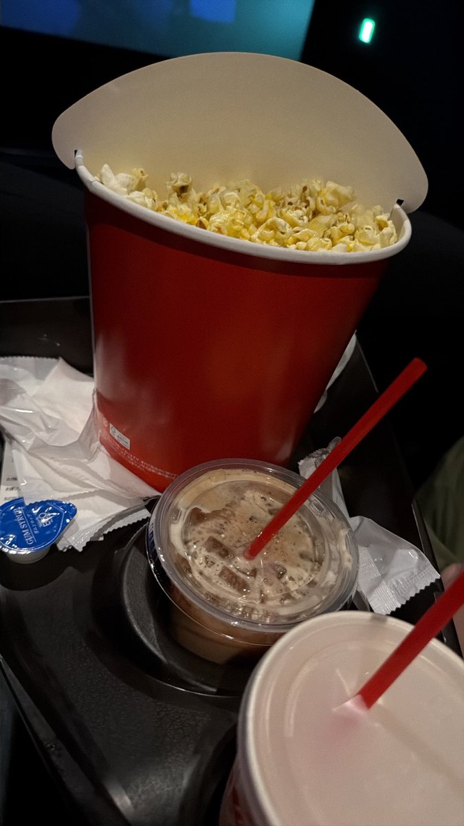 oookadaaann's tweet photo. リリイベ後におすずの映画！！ https://t.co/SH1XB3arD3