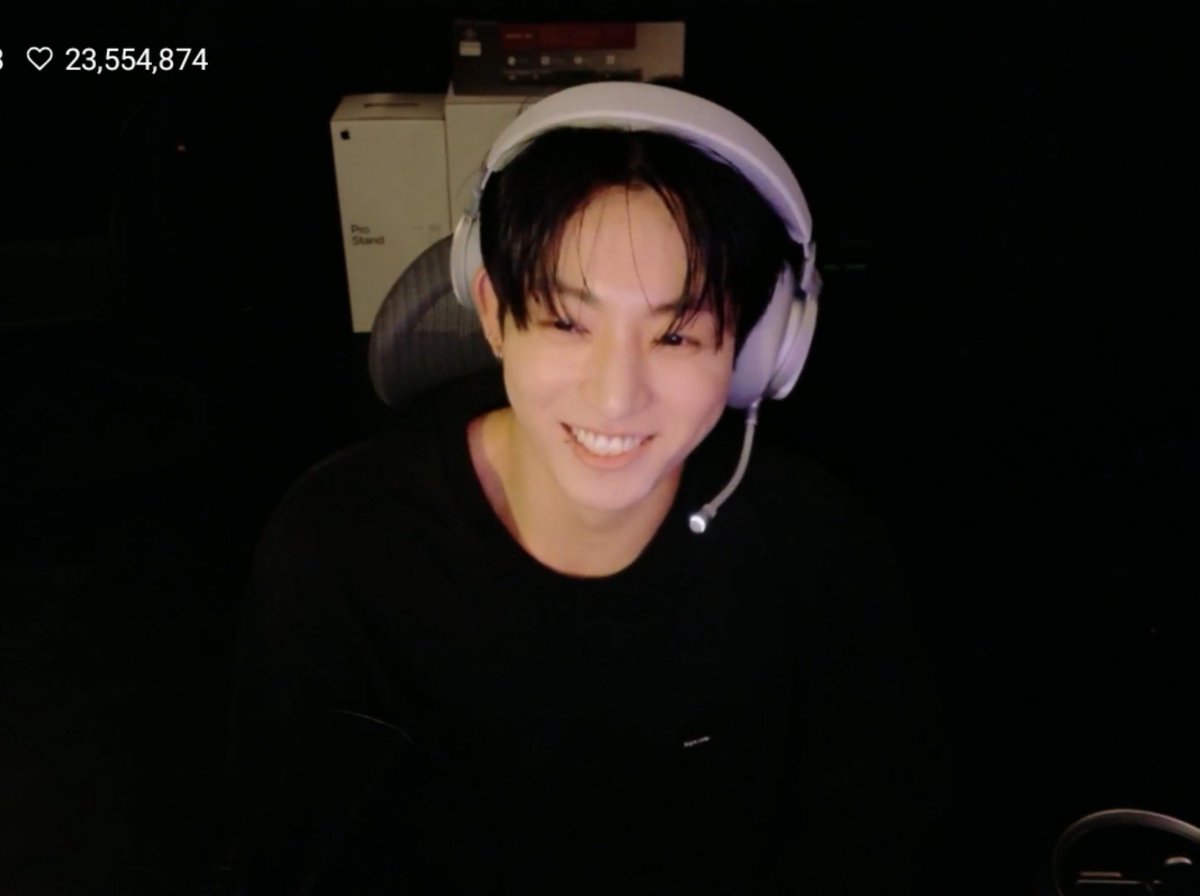 B061307's tweet photo. his beautiful smile my baby https://t.co/PxIGbRebUT