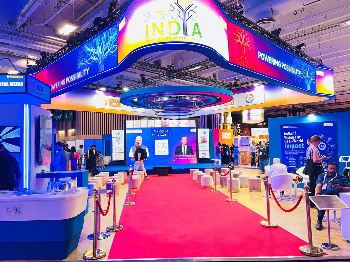 LeadingTechnolo's tweet photo. 🌍@VivaTech 2026, impatto #LED firmato Lightbeam.
Al Padiglione India #AllOverVideoService ha scelto quattro #DieCastElite da 6 ×1m con passo 2,97mm per un’area espositiva da 1.000m².
Grazie a Gianni Acerbi e al team All Over! 🙌
👉https://t.co/FBggRPuLRQ
#Lightbeam #LEDwall https://t.co/wzD1pm0hnr