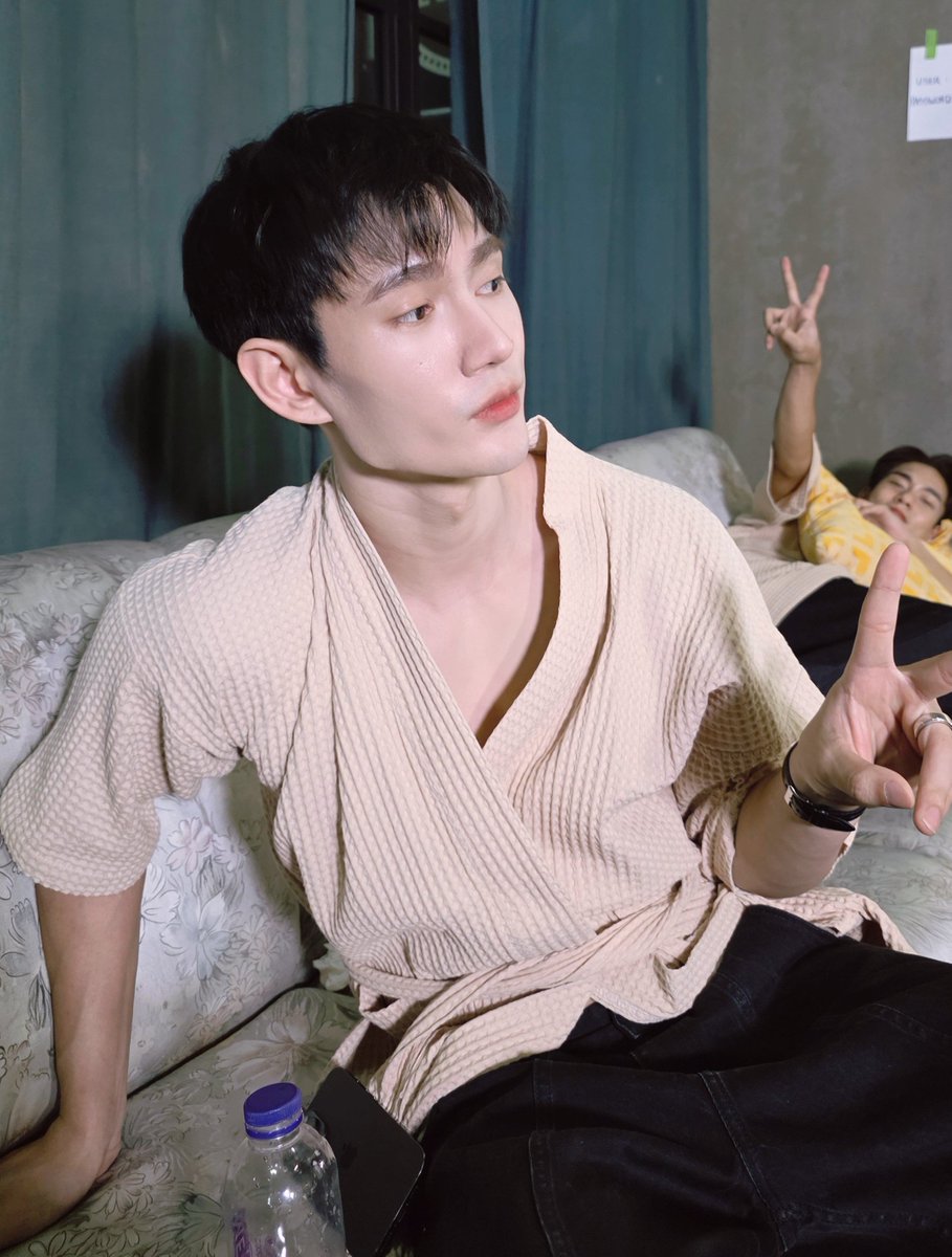 lisusuwi's tweet photo. Hello N'leee and pretty won 

The Grim Lover Q15

#รักลืมตายQ15 #pavelphoom https://t.co/vPiIRgqQOX
