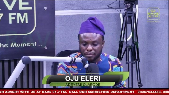 UrbanAlert's tweet photo. We are live on our weekly community-focused radio show (Oju Elerii) on @rave917fm. @AdeyemiOlabode is set to receive your complaints.

Let's know the problem you are facing in your community.

Studio lines: 08068676165, 08058174262

#OjuElerii
#Eyewitness https://t.co/oNnfVsG4Oo