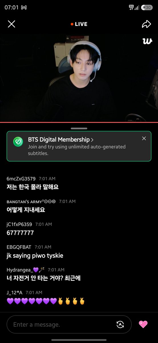 cecijk_'s tweet photo. Indo trabalhar vendo a live dele 🥺🤏🏾 https://t.co/FmBSGvVDyl