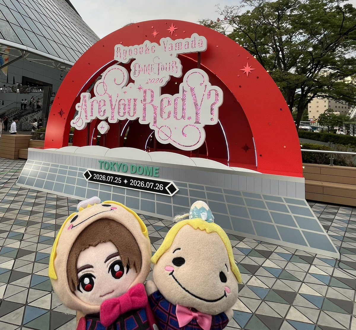 yabuyamachine09's tweet photo. 東京はチケット取れずで会場周辺をお散歩🚶‍♀️
改めてドーム埋めるってすごいな…
近くのHUBでしみじみしながらお酒飲んでたw https://t.co/FnBFP6r3Ce