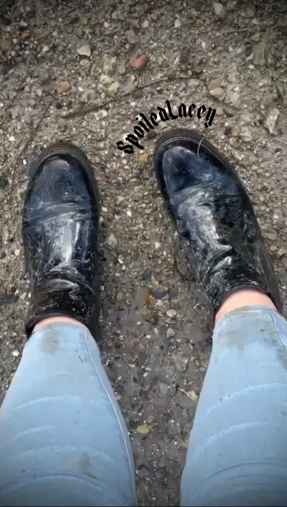 SpoiledLacey's tweet photo. Had a nice walk in the woods after it rained. Who is gonna make my boots shine again? 👅

#findom #findomNL #bootslave #feetslave https://t.co/XjGcb6qtwl