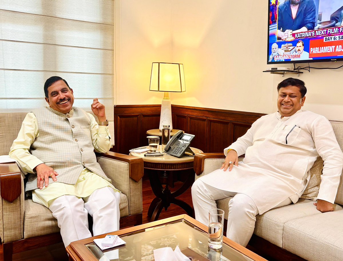 DrSukantaBJP's tweet photo. Met Hon'ble Union Minister Shri @JoshiPralhad Ji and sought his guidance. Extended my warm greetings and best wishes to him on new responsibility. Wishing him great success in serving the nation. https://t.co/Pl3yHrO4jj