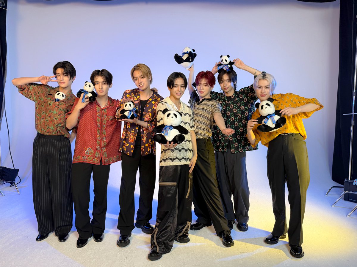 TR__official__'s tweet photo. ◤OFFICIAL FANCLUB◢

PHOTO更新⟡.·
────────── 

 「anan 2503号」
撮影時のOFFSHOT公開‼︎

────────── 

@anan_mag 

✔️FC新規入会はこちら
https://t.co/P45KewhKno

#TAGRIGHT https://t.co/0KIUMduTw7