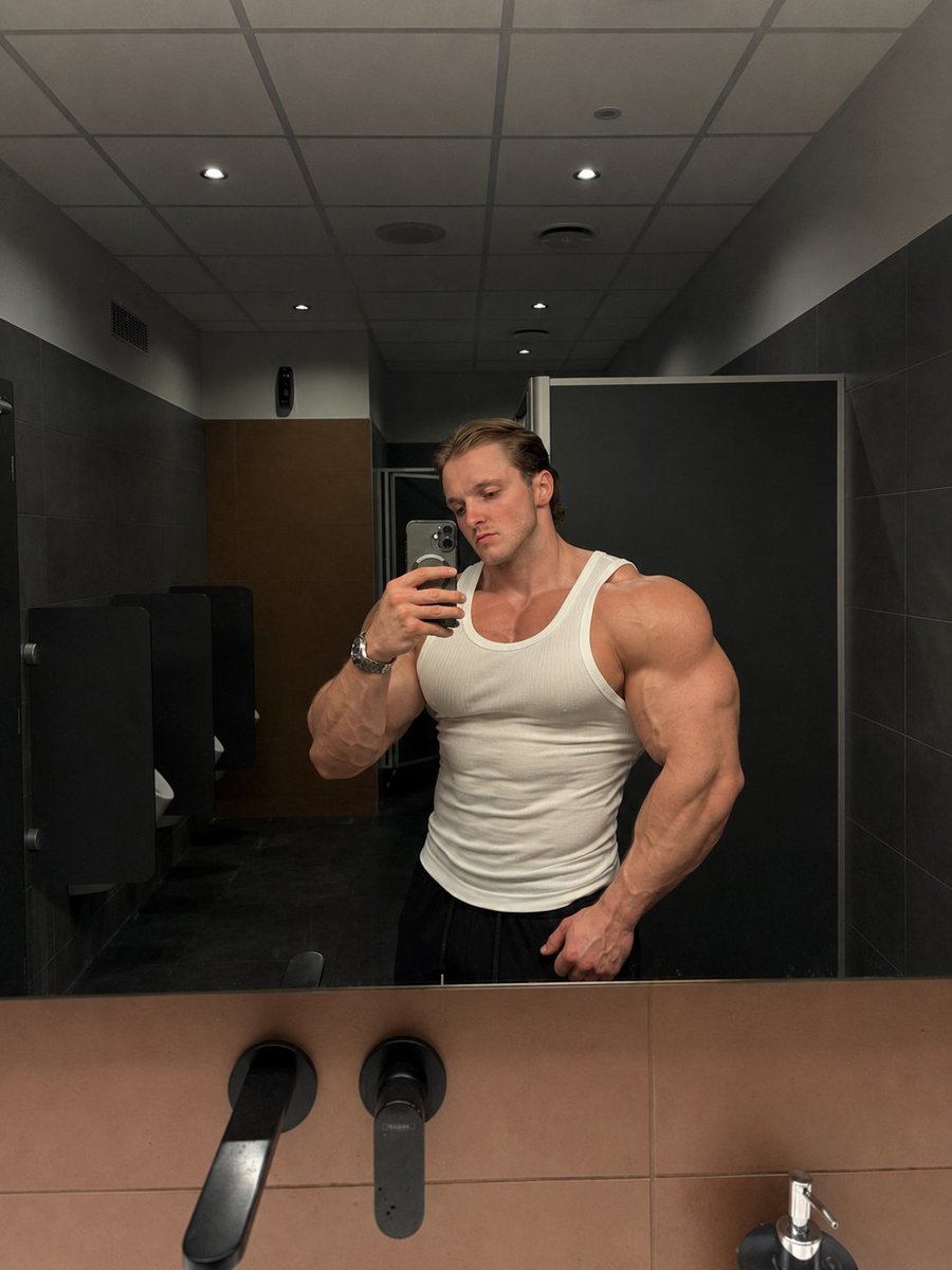 findomenhancer's tweet photo. $erving gives you purpose. $tart your week right 💪🏻
@CashmasterReed 
#findom #cashgod #cashalpha #dom #cashmaster #cashslave #paypig #humanatm #finsub #domination #beta #cashpig #alpha #drains #musclemaster #musclegrowth #musclemorph https://t.co/kb67K0Ek1i