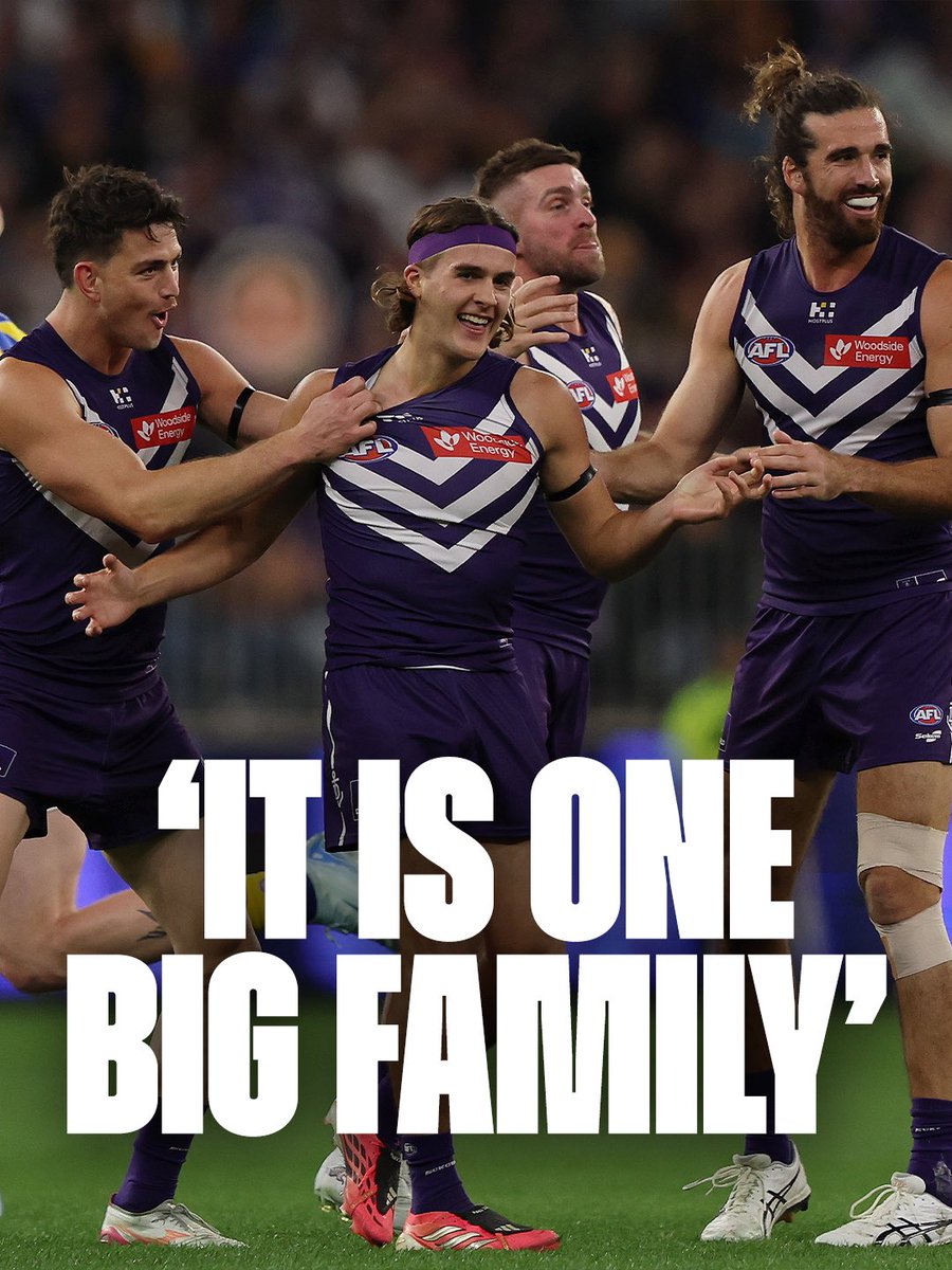 freodockers's tweet photo. part of the family ‘til (at least) 2032 💜

#foreverfreo https://t.co/G0fje3yUpl