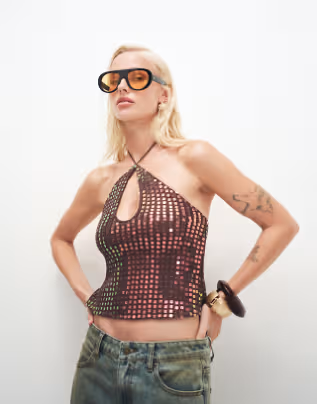 DealHive2day's tweet photo. Motel kelabu keyhole detail halter neck sequin top in multi - part of a set at $59.00
https://t.co/WyZiJH84E0
#kelabu #keyhole #halter https://t.co/VEBBSGBuEa