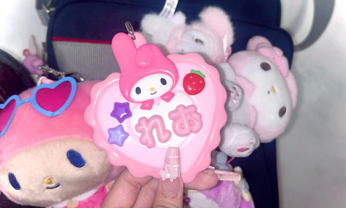 reoo_7o's tweet photo. ピューロランド行ったかられおくんのネームプレート作った💕激カワで満足(՞⸝⸝ɞ̴̶̷ ·̫ ‹⸝⸝)ಣ🎶 https://t.co/ZV4YrYDSdz