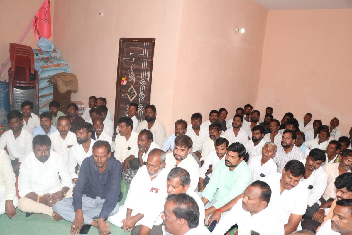 DrAnandMethuku's tweet photo. Participated in the meeting of our @BRSparty main cadre (party workers) in #Mogiligundla village of #Marpally mandal, today.

In that meeting various issues related to our party, have been addressed.

Our cadre is very active in that village which gave a majority of 174 votes (out of 859 ) for our party during the hard time of general elections last time also. Thanks to Mogiligindla cadre.

They are doing excellent job in SIR process as well.

They  are awaiting our party membership.They are also very eager to have a new president in that village for our party, after the membership.

I am sure they are going to break their own record of majority in the next general elections.

@KCRBRSPresident
@KTRBRS
@BRSHarish 
@BrsSabithaIndra

#SIR
#Marpally
#Vikarabad
#Cadre
#Votes