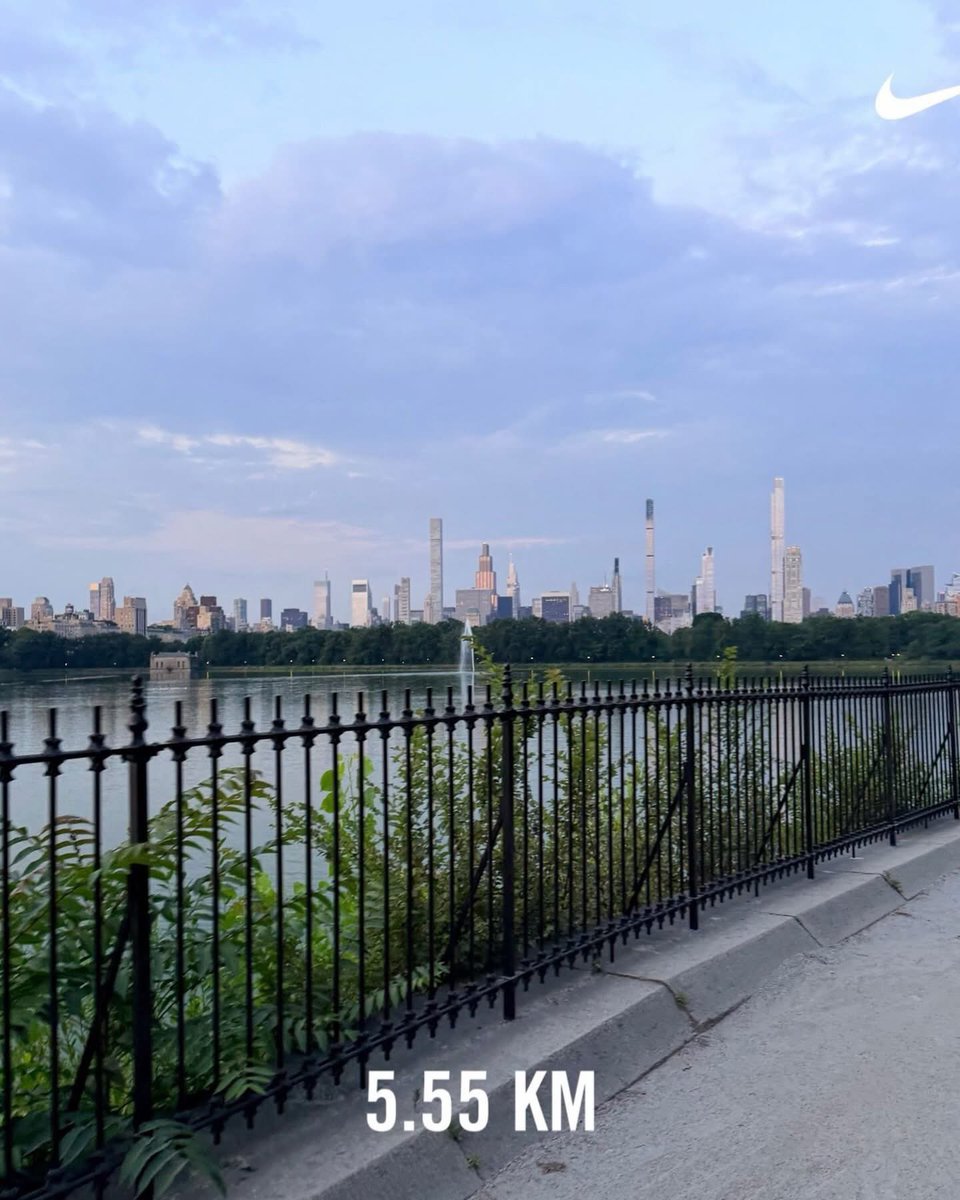 tomoyamada's tweet photo. Monday morning run
don’t wait for it tomorrow or later 

#run #running #jogging #newyork #manhattan https://t.co/fTtaTeR4Dg